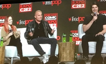 Caity Lotz, Dominic Purcell, & Brandon Routh at C2E2 2018